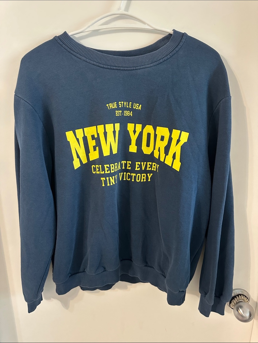 Zara Sweatshirt with Yellow 'New York' Graphic